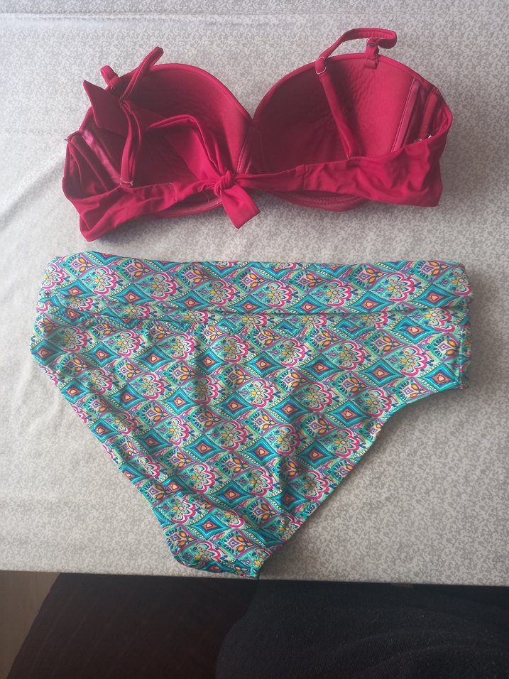 Harika Renkli Bikini Takımı - Görsel 3