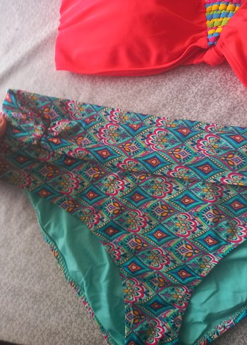 Harika Renkli Bikini Takımı - Görsel 3