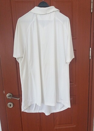 52 Beden beyaz Renk Adidas 52 Beden Orjinal Tshirt