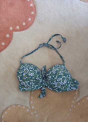 Penti Bikini Üstü 40 Beden.