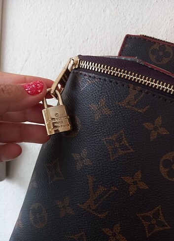 Louis Vuitton Louis Vuıtton Çanta