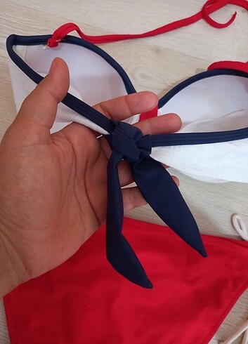 42 Beden beyaz Renk Bikini Üstü