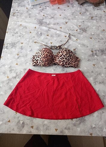 Harika Renkli Etekli Bikini Takımı
