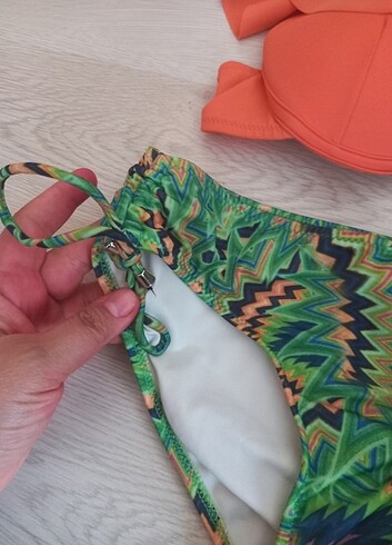 Kom Harika Renkli Bikini Takımı