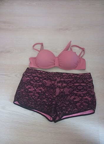 Şortlu Lotus Bikini Takımı