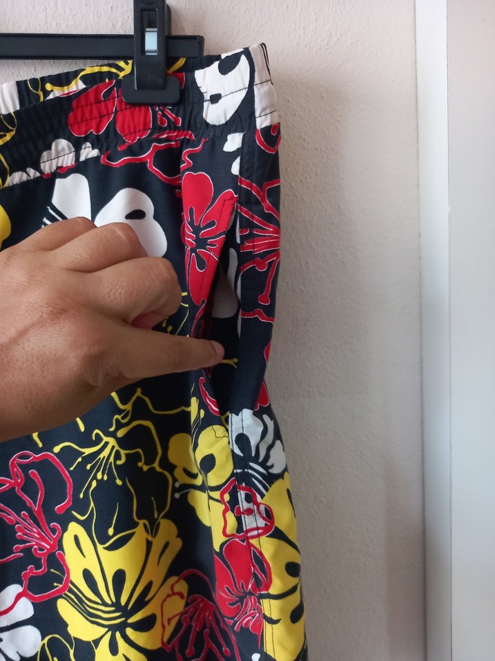 Harika Renkli Plaj Şortu - Görsel 2