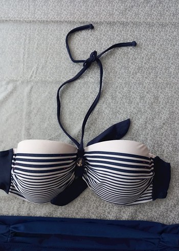 40 Beden mavi Renk Marin Model Bikini Takımı.