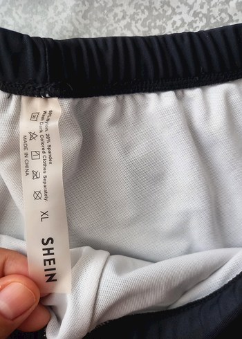 42 Beden Tasarım Şortlu Bikini Takımı