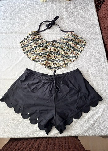 Tasarım Şortlu Bikini Takımı