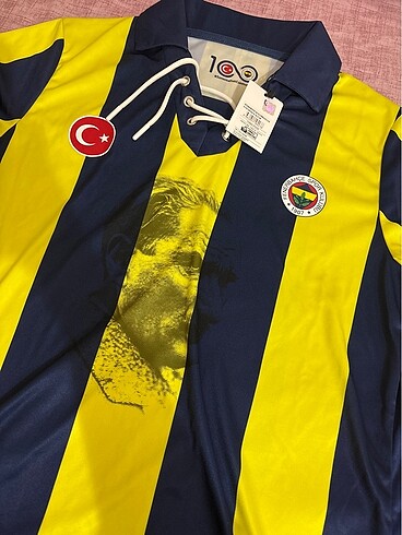 Fenerbahçe Cumhuriyetin 100. Yılı Forması
