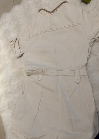 Düğmeli Beyaz Kadın Mini Tulum - Görsel 6