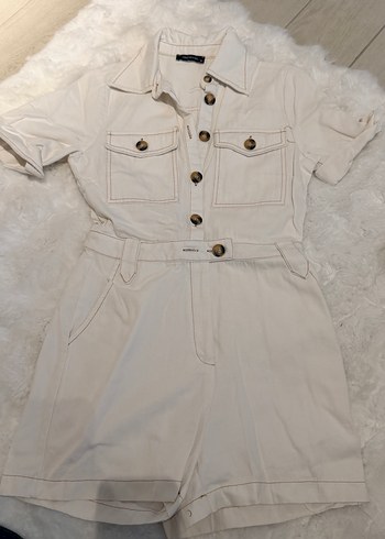 Düğmeli Beyaz Kadın Mini Tulum - Görsel 2