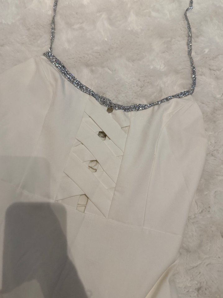 beyaz Elbise - Görsel 3