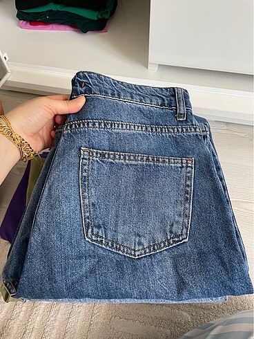 Jeanss