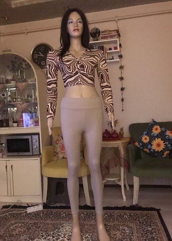 s Beden Düğmeli V Yaka Zebra Desenli Kadın Bluz
