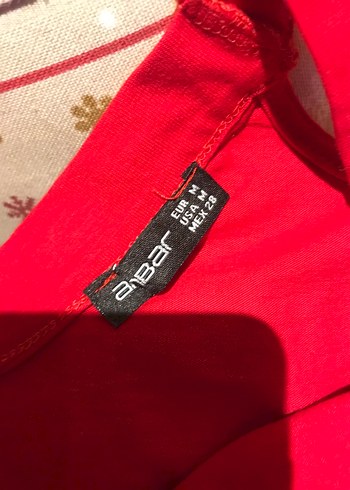 Ambar Kırmızı V Yaka pencere Mini Bustiyer - Görsel 4