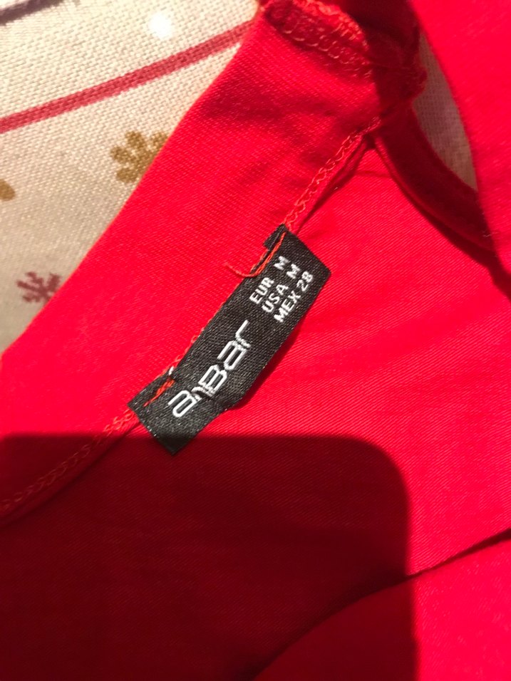 Ambar Kırmızı V Yaka pencere Mini Bustiyer - Görsel 4