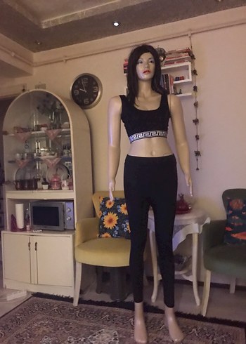 Siyah Tüllü Spor Crop Top - Görsel 2