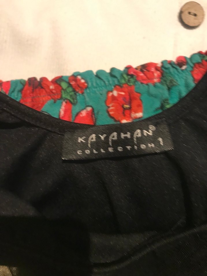 Siyah Tüllü Spor Crop Top - Görsel 5