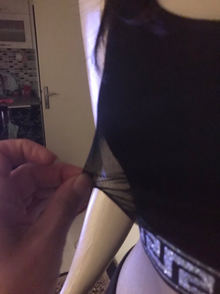 Siyah Tüllü Spor Crop Top - Görsel 4