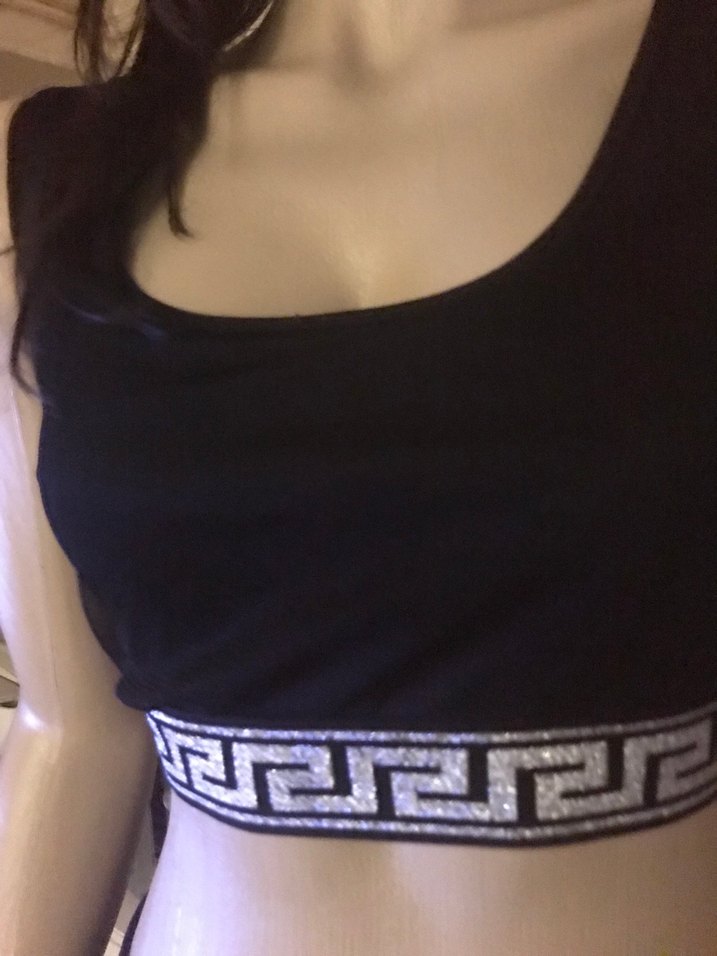 Siyah Tüllü Spor Crop Top - Görsel 3