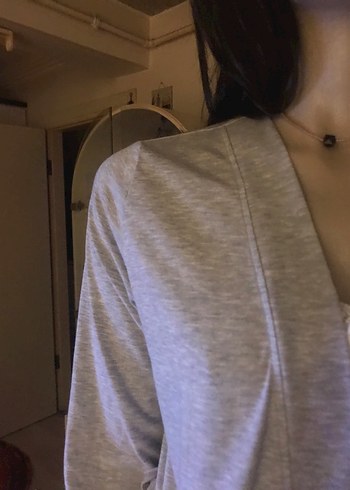 Gri penye dantel detaylı cepli
Sabahlık - Görsel 2