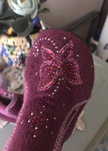 Mor Nakışlı Kız Çocuk Ev Terliği - Görsel 5