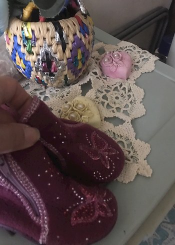 Mor Nakışlı Kız Çocuk Ev Terliği - Görsel 2