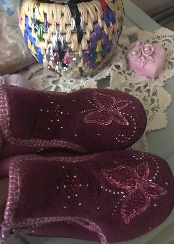 Mor Nakışlı Kız Çocuk Ev Terliği - Görsel 3