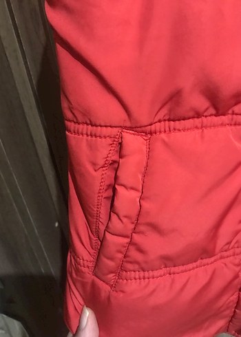 Lcw kırmızı kapüşonlu Fermuarlı Yelek - Görsel 2