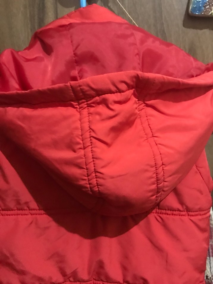 Lcw kırmızı kapüşonlu Fermuarlı Yelek - Görsel 3
