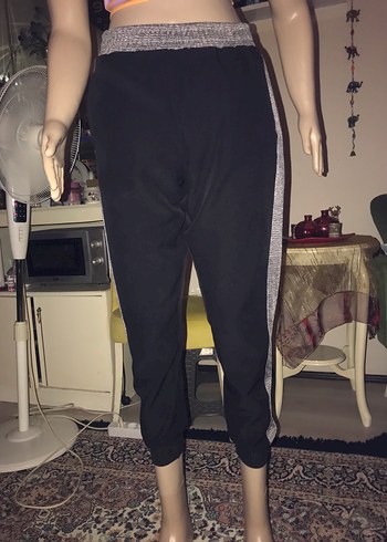 Siyah Kadın Rahat Kesim Midi Kumaş Pantolon