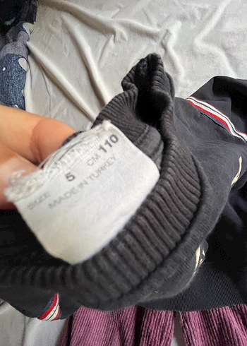 5 Yaş Beden bordo Renk Zara kadife pantolon ve sweatshirt