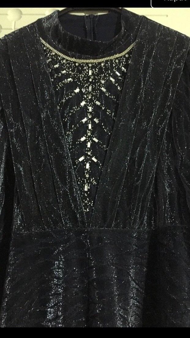 Parlak Siyah Gotik Uzun Abiye Elbise - Görsel 5