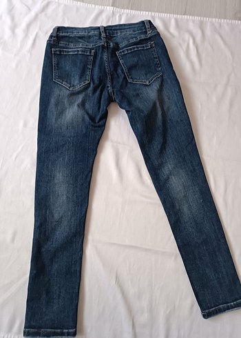 Boncuk Detaylı Nakışlı Mavi kız çocuk Kot Pantolon - Görsel 3