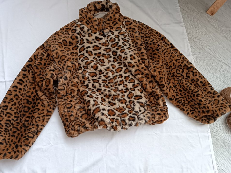 Leopar Desenli Kadın Suni Kürk Ceket - Görsel 4