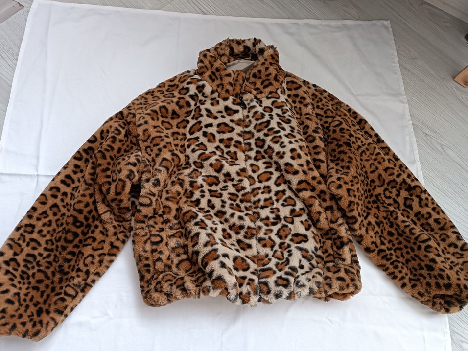 Leopar Desenli Kadın Suni Kürk Ceket - Görsel 3