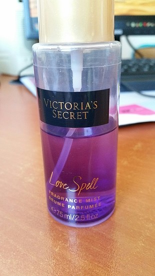 victoria secret perfume 