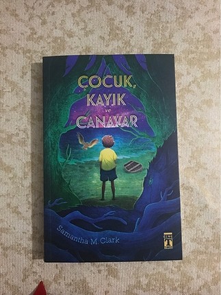 çocuk kayık ve canavar