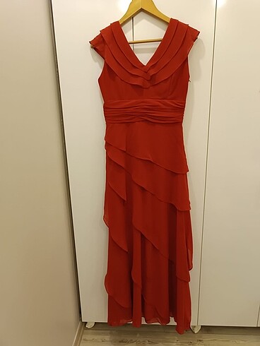 Diğer Kırmızı abiye elbise