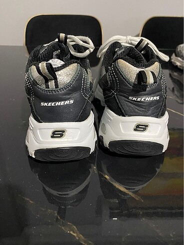 37,5 Beden gri Renk Orjinal skechers D lites
