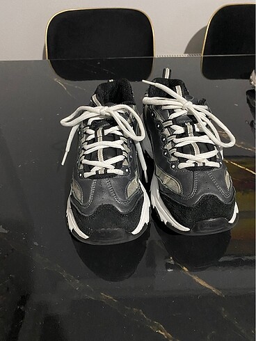 37,5 Beden Orjinal skechers D lites