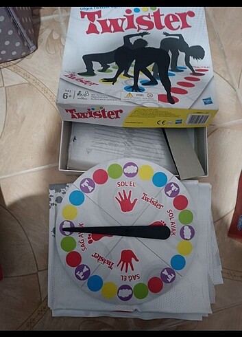  Beden Hasbro twister kutu oyunu 