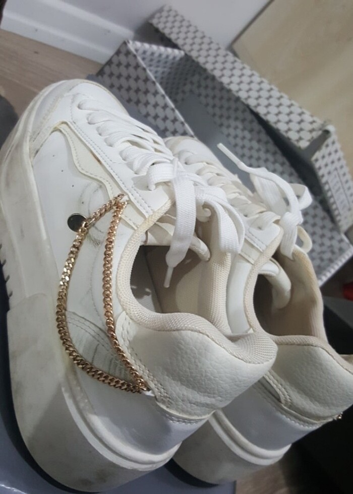 Bershka zincirli ayakkabi - Görsel 2