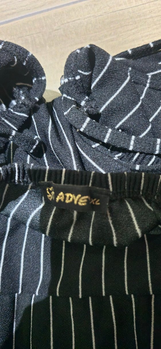 Çizgili V Yaka Kadın Mini Tulum - Görsel 5