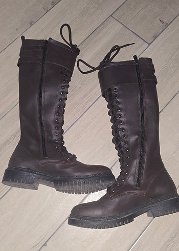 Kahverengi Deri Gotik Kadın Çizme - Görsel 4