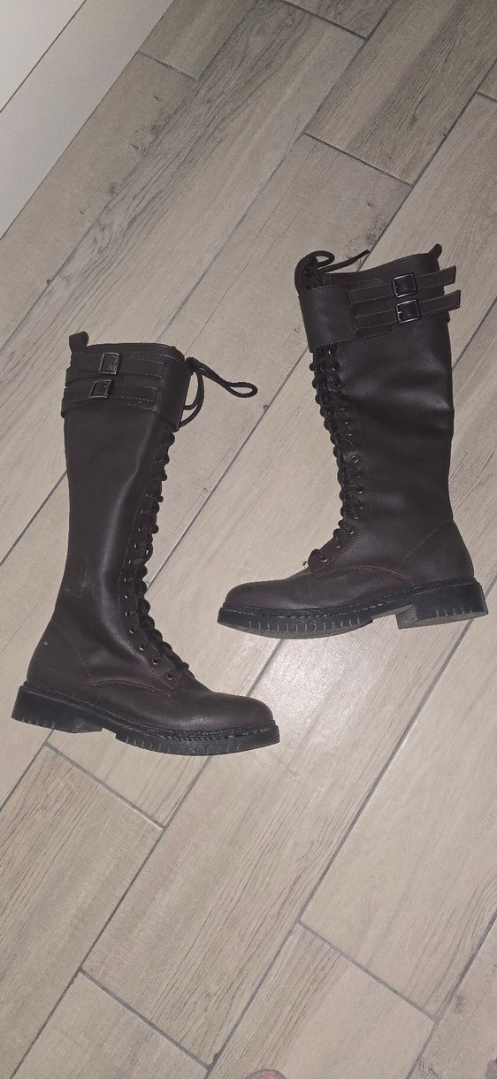 Kahverengi Deri Gotik Kadın Çizme - Görsel 2