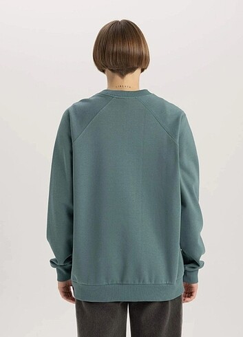 xl Beden DeFacto Oversize Fit Bisiklet Yaka Kalın Basic Sweatshirt V2697A