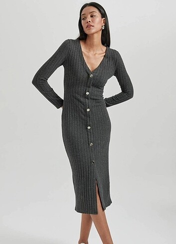 Defacto Bodycon Vücudu Saran Basic Düz V Yaka Düğmeli Fitilli Ka