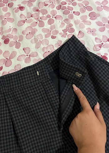 Zara Siyah Ekose Pilili Midi Kumaş Pantolon
